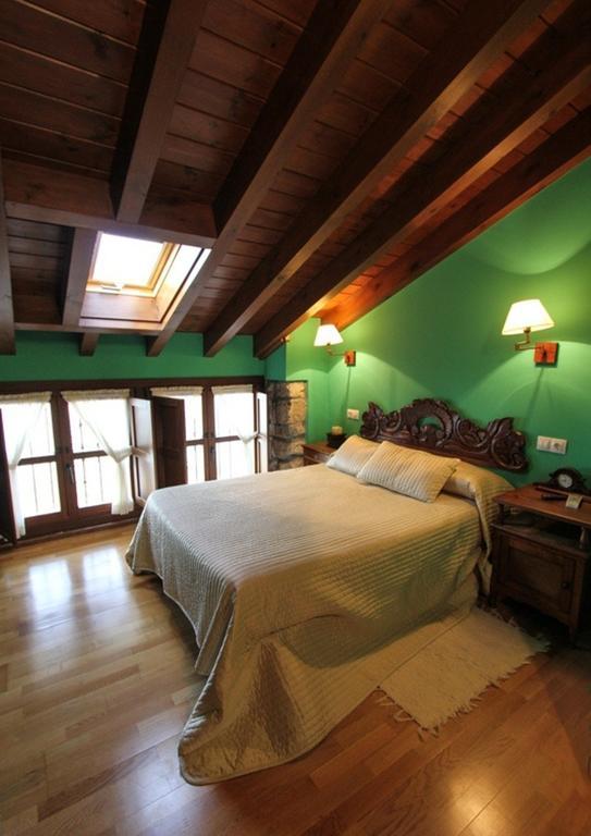 La Quintana Sinariega Guest House Room photo